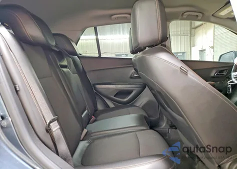 2022 Chevrolet Trax 1Lt z USA, uszkodzony, nr VIN KL7CJPSM7NB563753